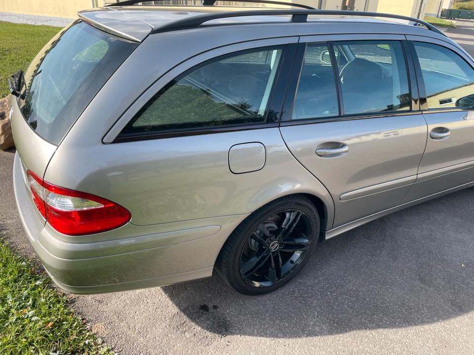 Mercedes Benz E 200 2005 — photo 8