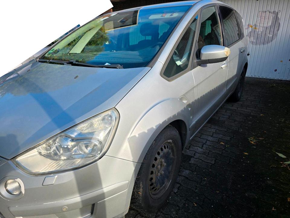 Ford S-Max 2006 — вигляд ззаду