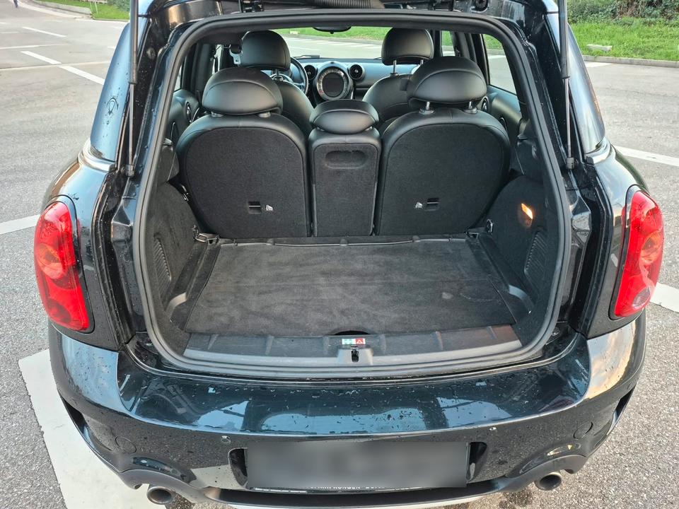 Mini Cooper 2015 — interior