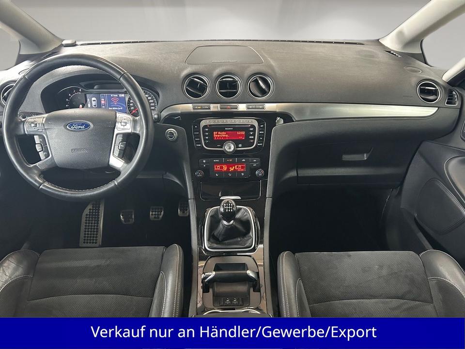Ford S-Max 2012 — photo 11