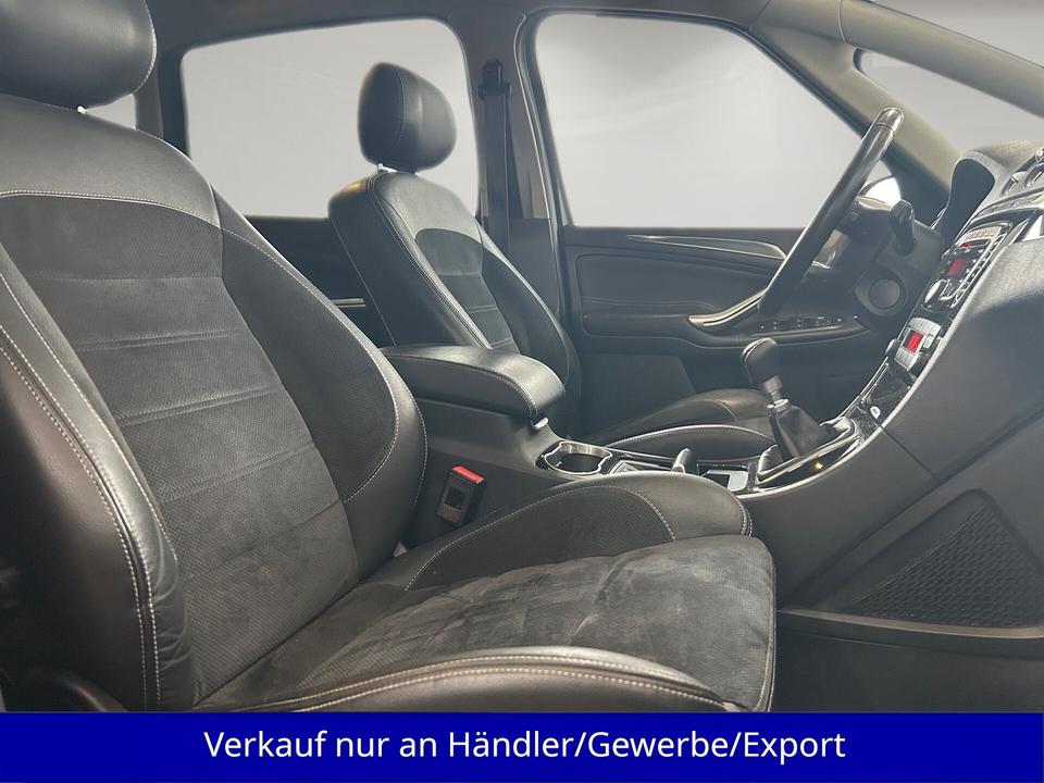 Ford S-Max 2012 — photo 14