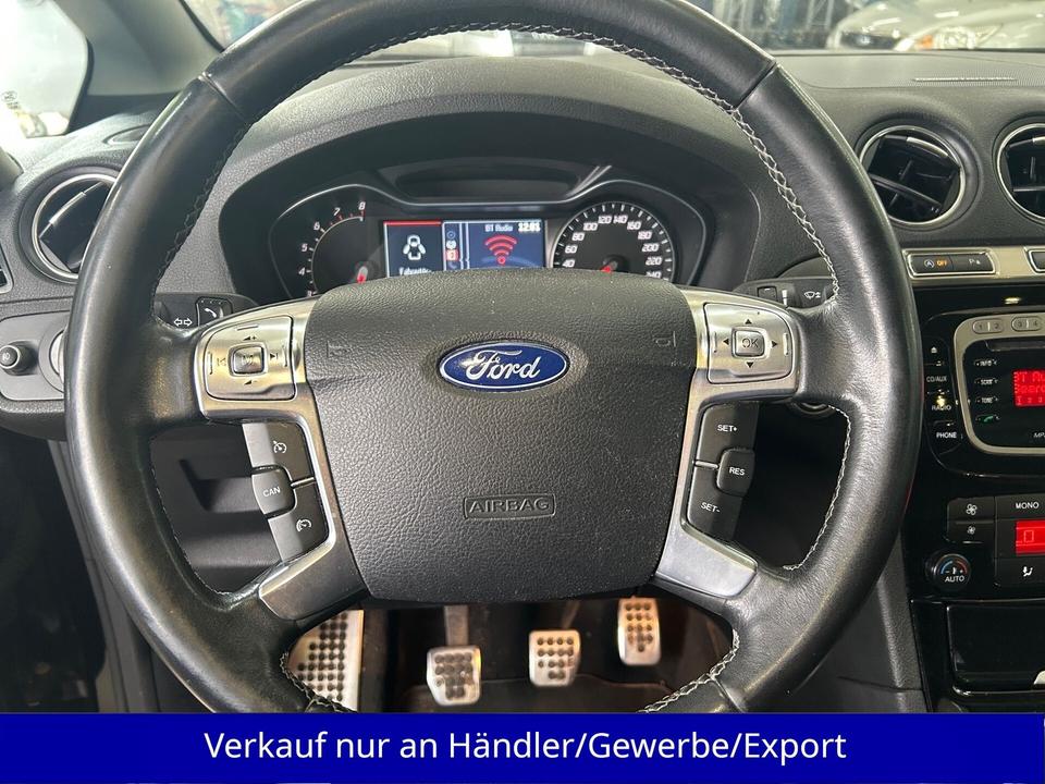Ford S-Max 2012 — photo 18
