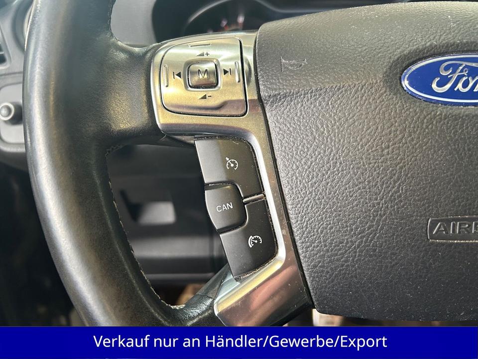 Ford S-Max 2012 — photo 19