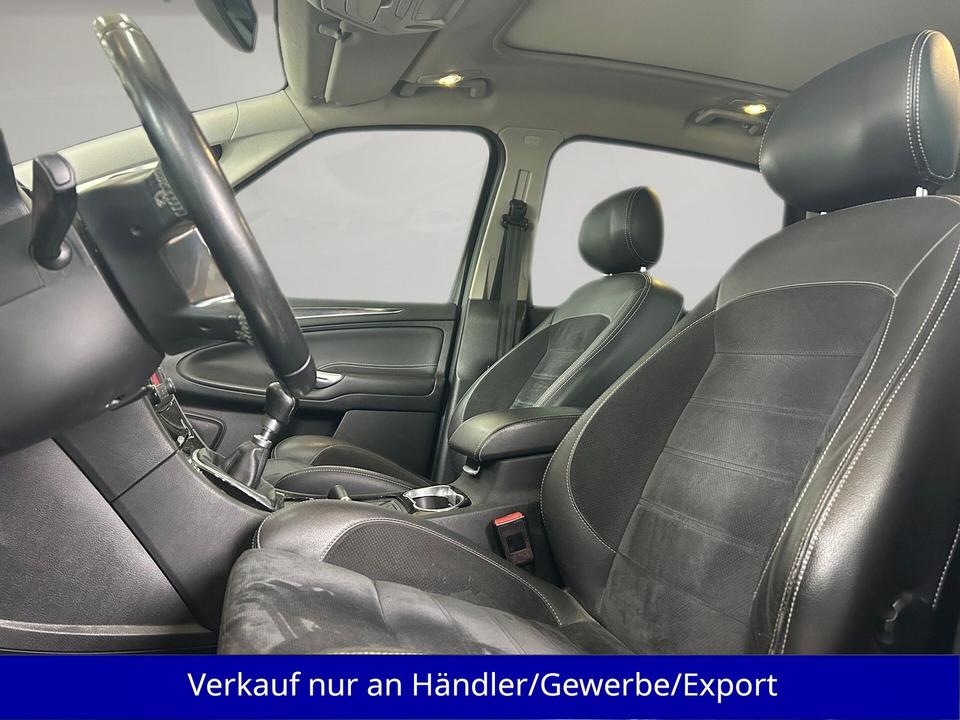 Ford S-Max 2012 — photo 9