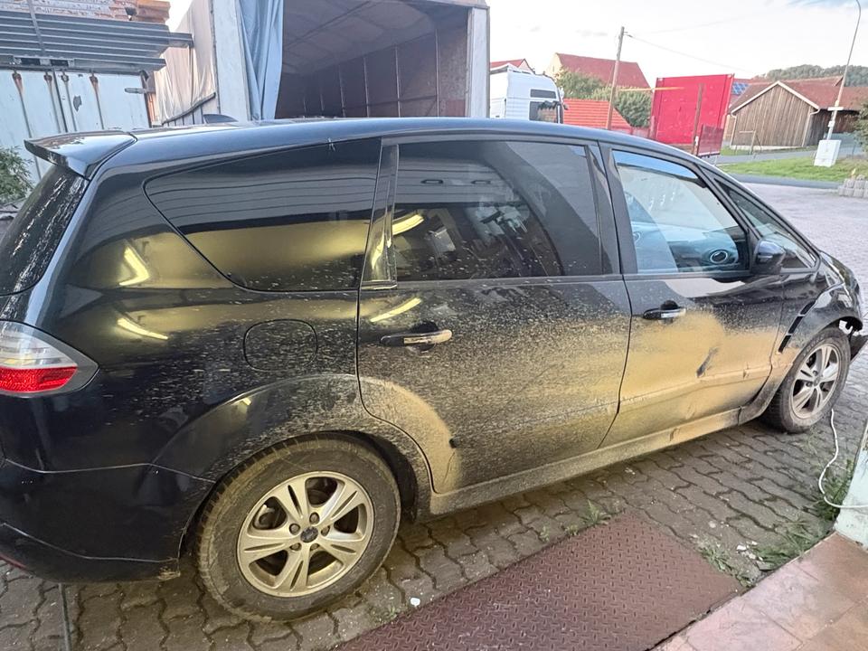 Ford S-Max 2009 — engine