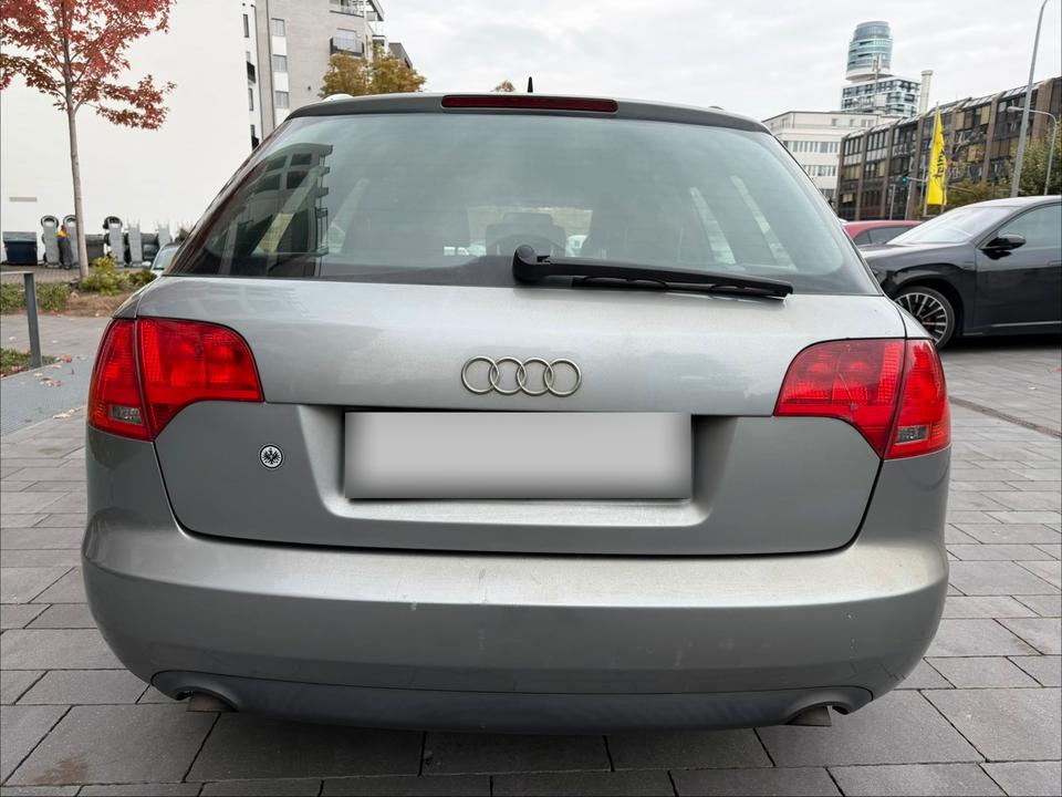 Audi A4 2005 — photo 5