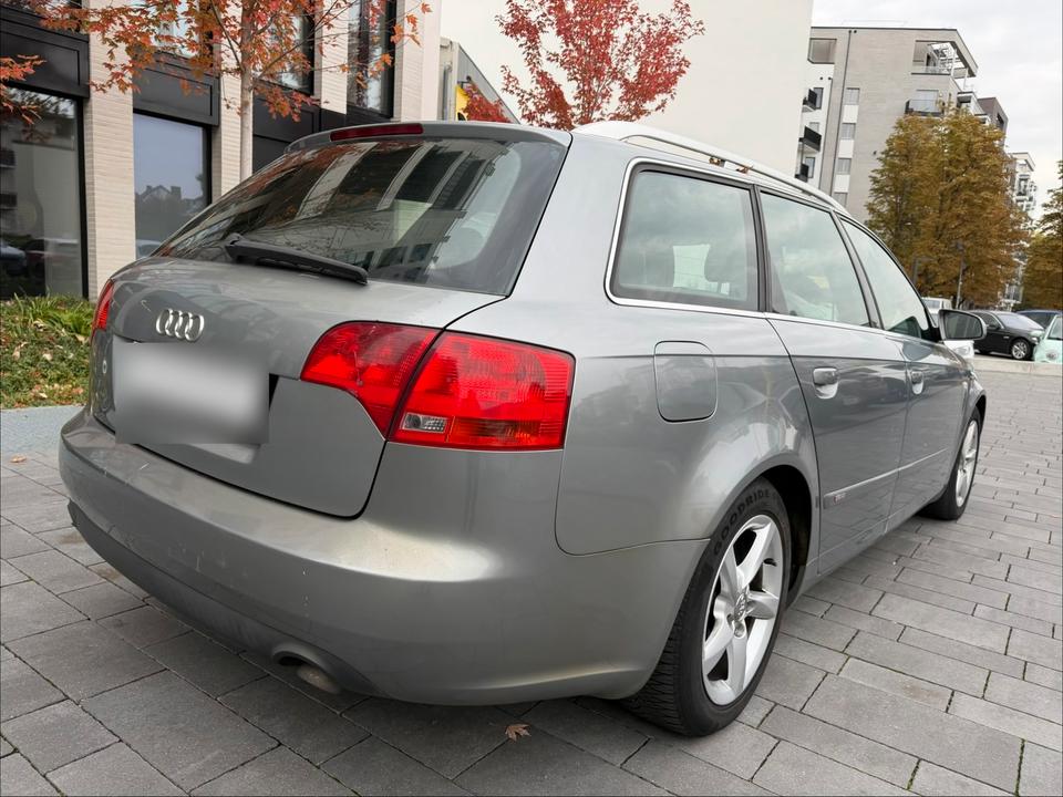 Audi A4 2005 — photo 6