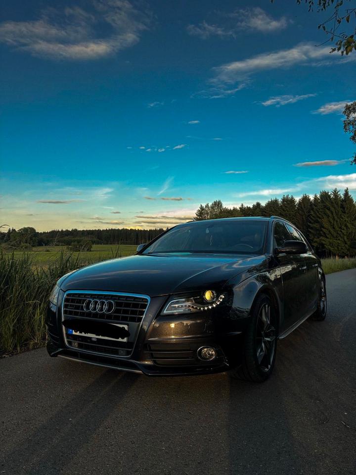 Audi A4, 2011
