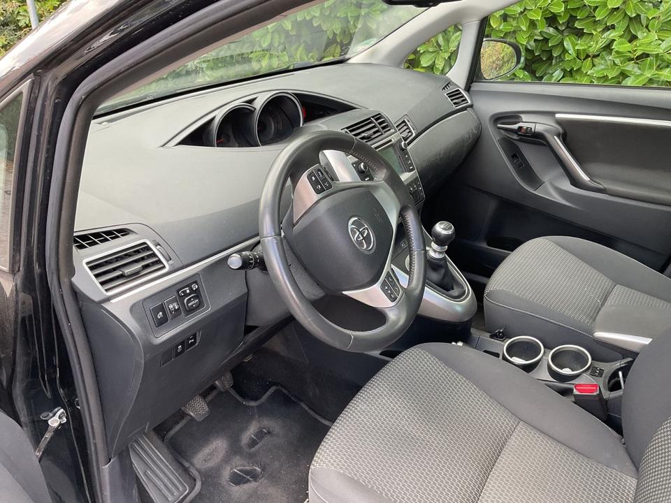 Toyota Verso 2015 — photo 6