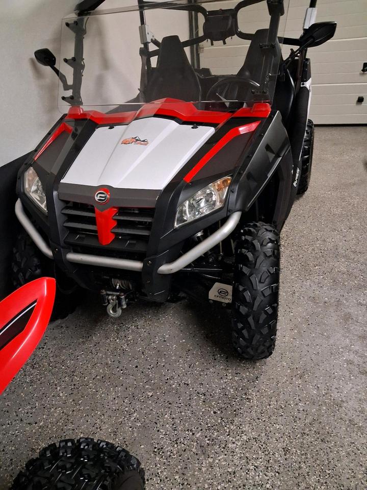 Weitere Motorräder cf moto BAZOOKA 625 EFI 2011 — photo 5