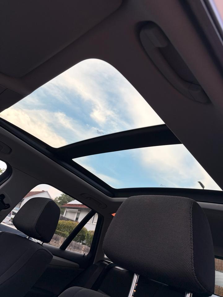 BMW X1 2010 — photo 7