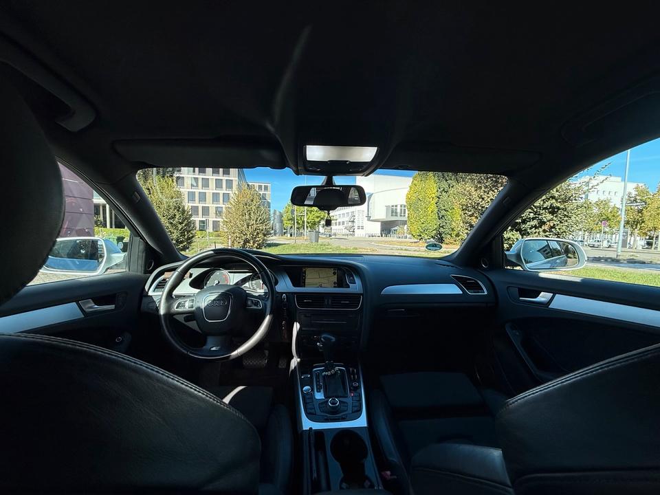 Audi A4 2009 — photo 10