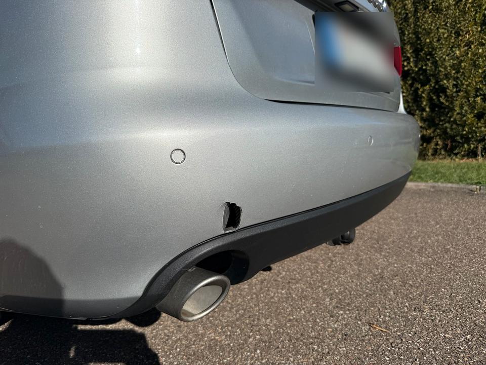 Audi A4 2009 — photo 20
