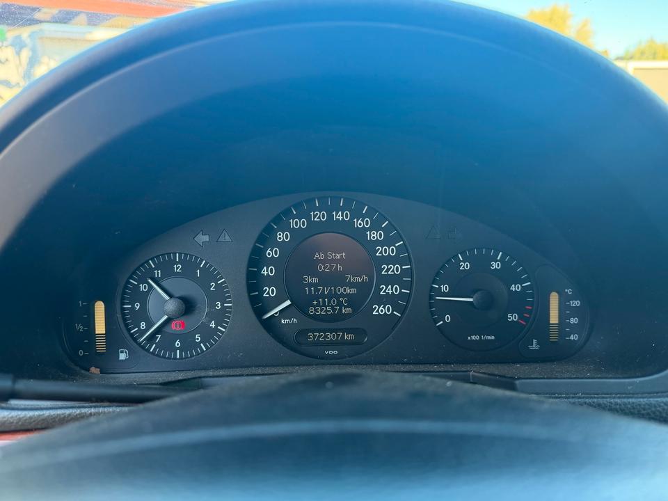 Mercedes Benz E 280 2007 — photo 10