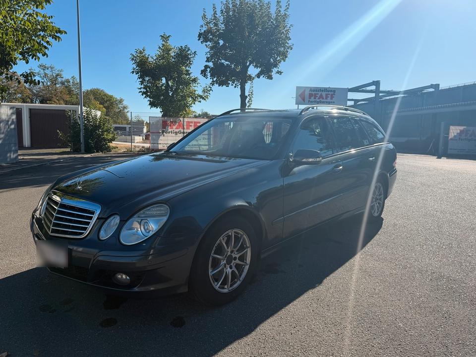 Mercedes Benz E 280 2007 — engine