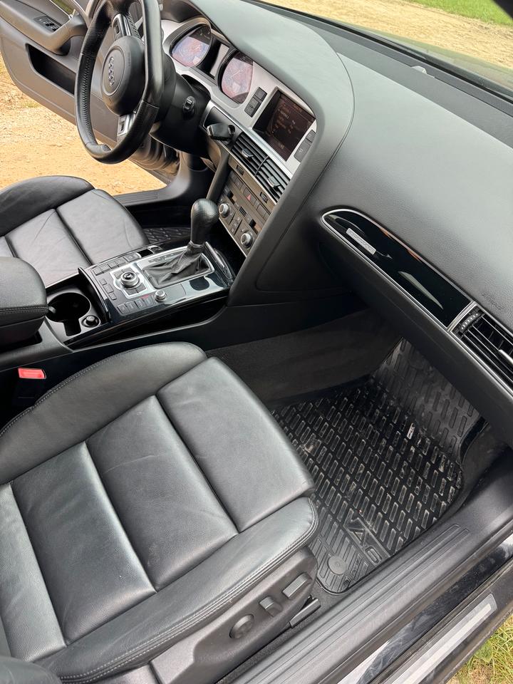 Audi A6 2010 — photo 11