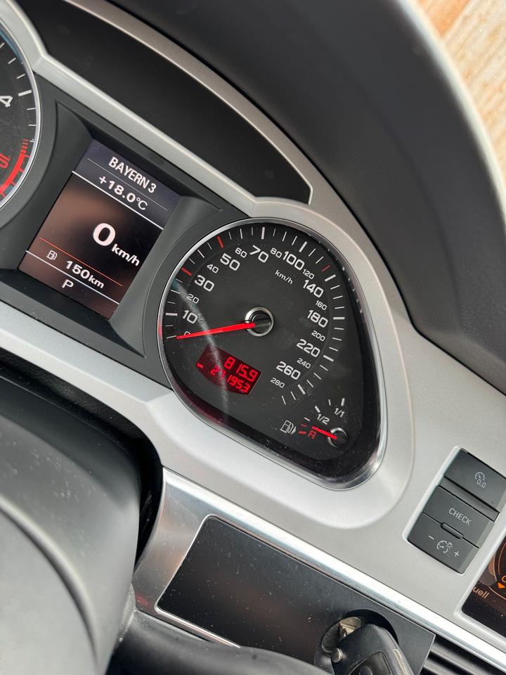 Audi A6 2010 — photo 7