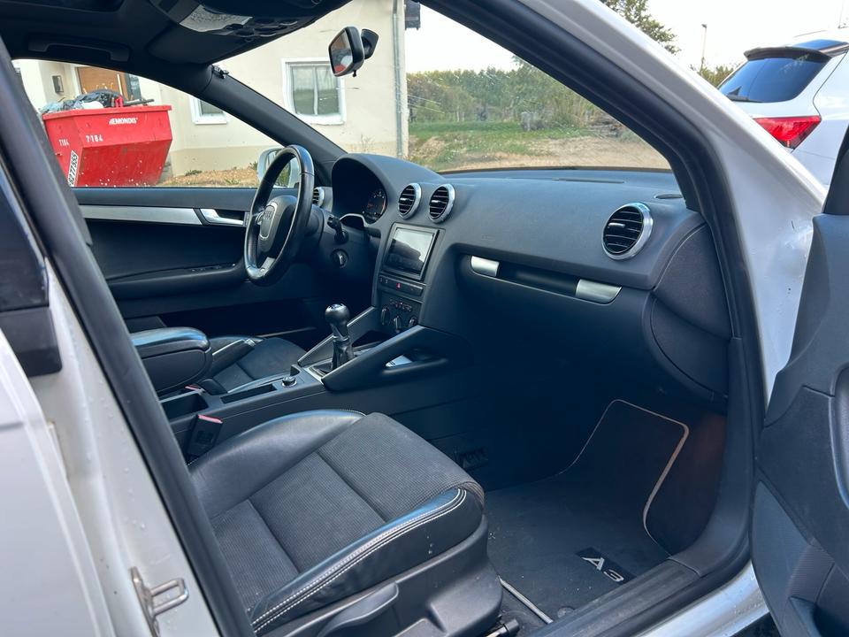 Audi A3 2011 — photo 15