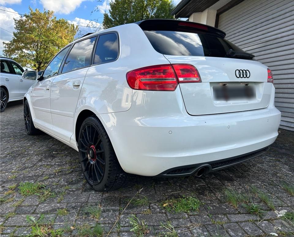Audi A3 2011 — photo 17