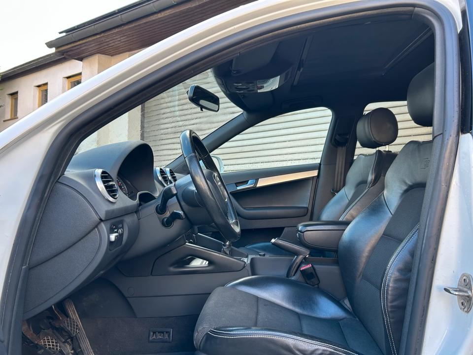 Audi A3 2011 — photo 9