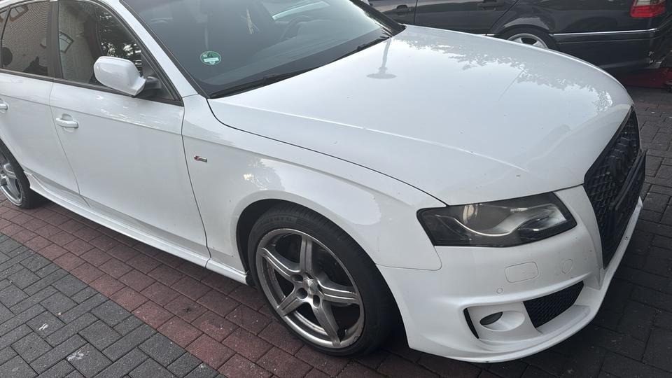 Audi A4 2014 — engine