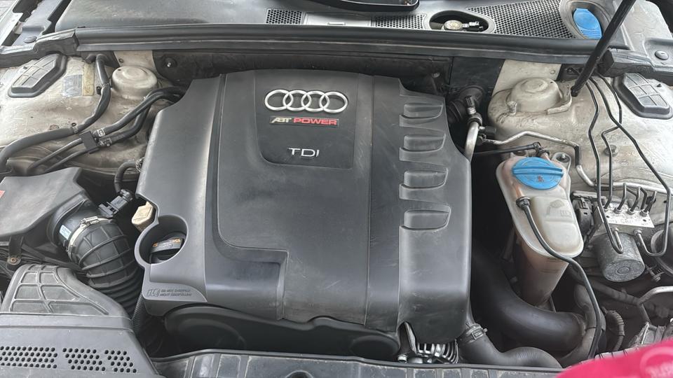 Audi A4 2014 — photo 8