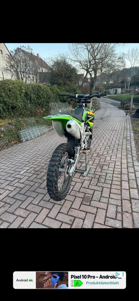 Kawasaki KXF 450 Motocross 2010 — двигун 450 ccm