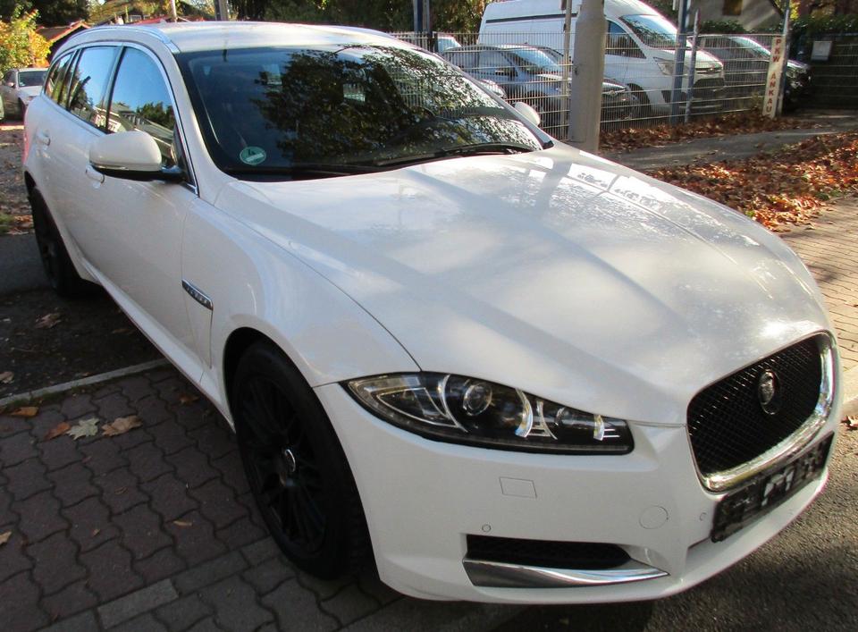 Jaguar XF, 2013