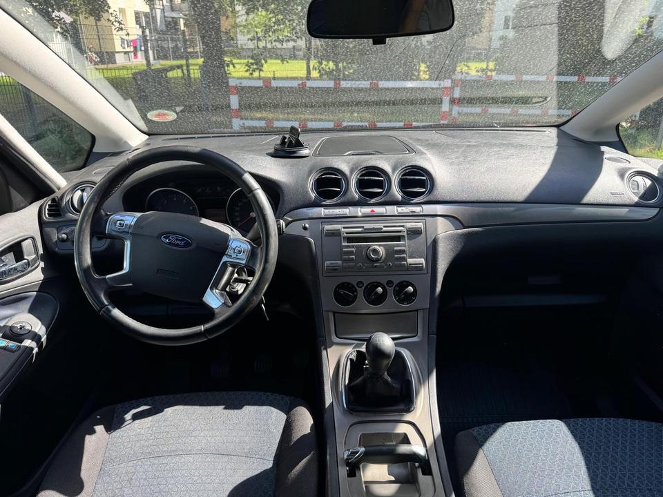 Ford S-Max 2007 — photo 13