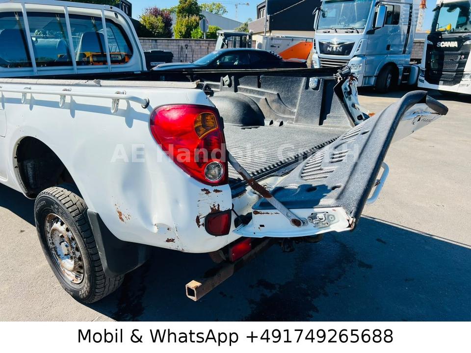 Mitsubishi L200 2008 — photo 12