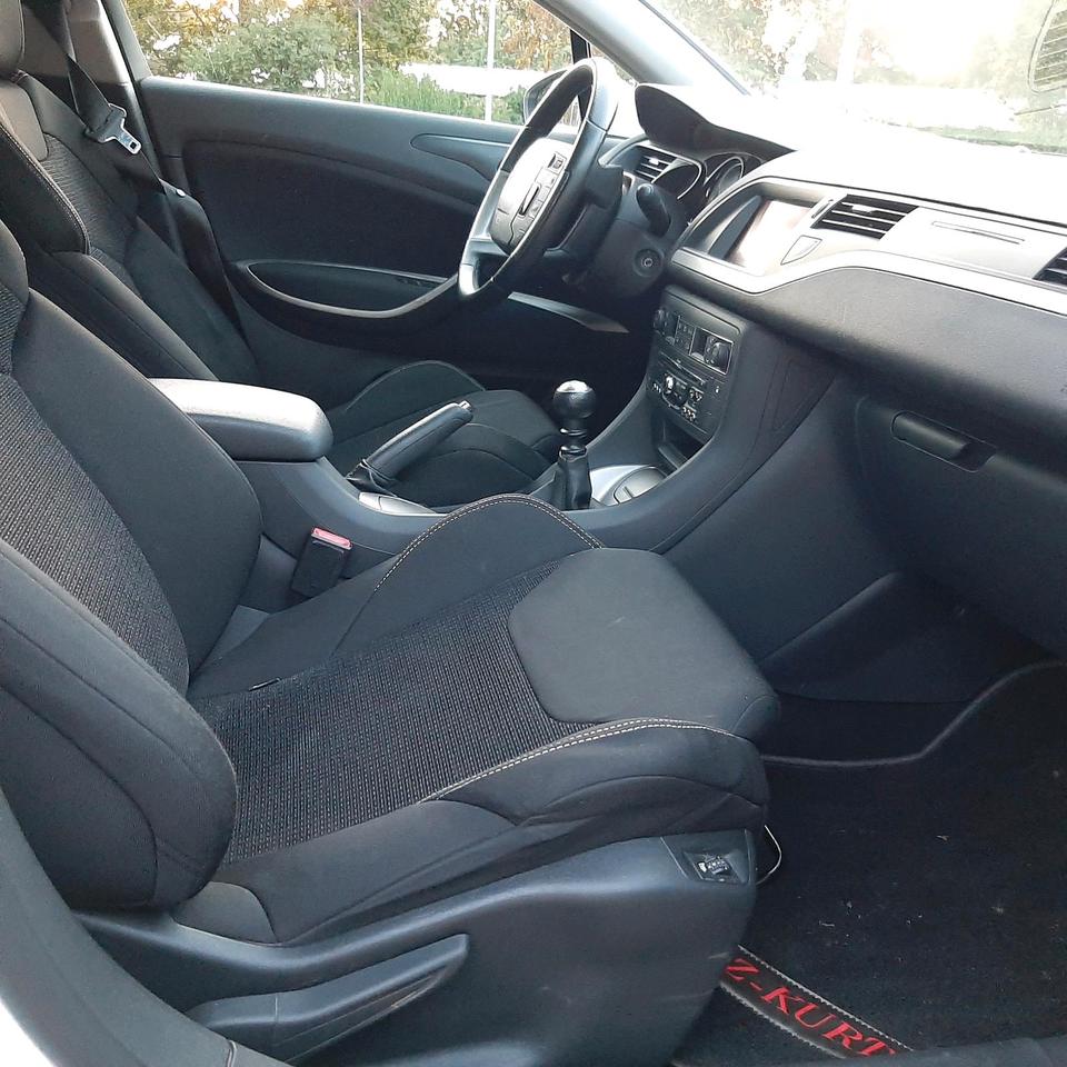 Citroen C5 2010 — photo 12