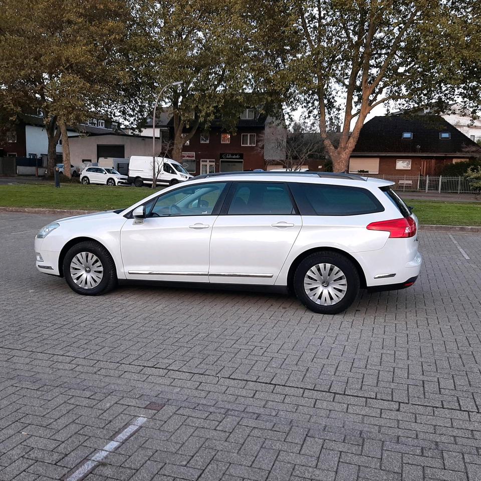 Citroen C5 2010 — photo 16