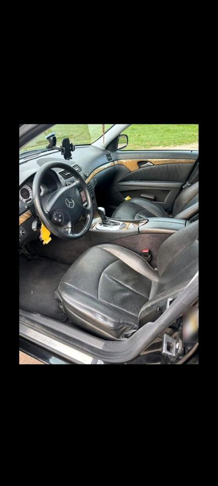 Mercedes Benz E 350 2005 — engine