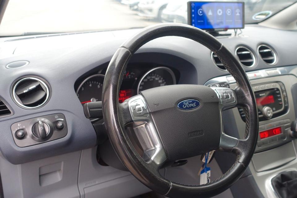 Ford S-Max 2008 — photo 10