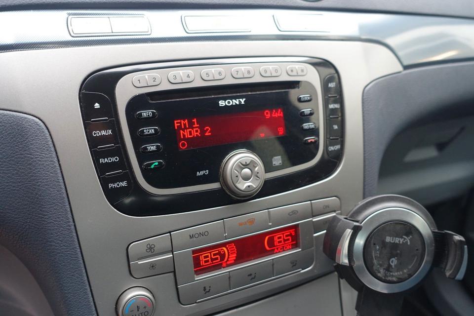 Ford S-Max 2008 — photo 15