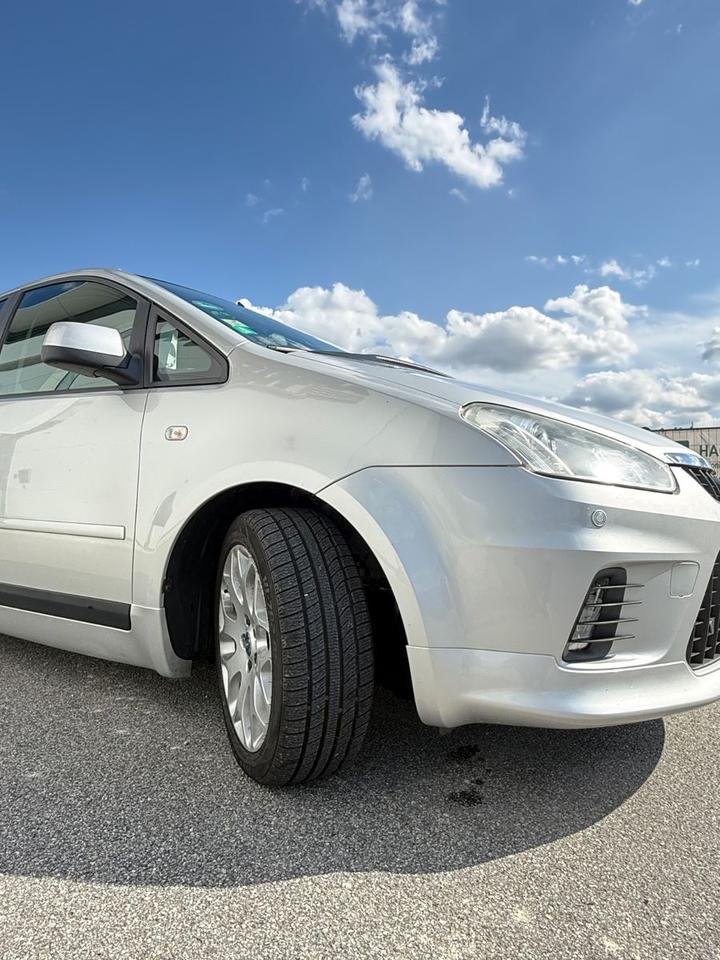 Ford C-Max 2010 — photo 6