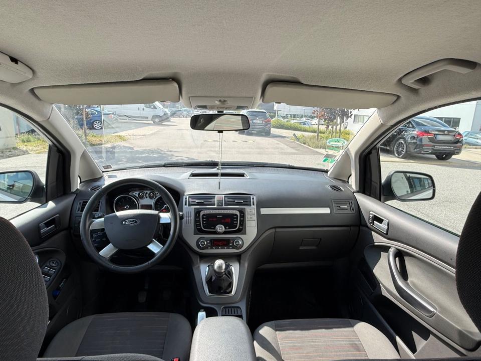 Ford C-Max 2010 — photo 8