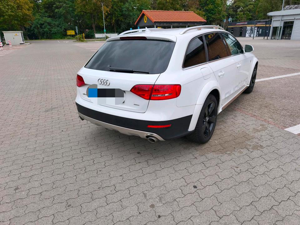Audi A4 Allroad 2010 — photo 5