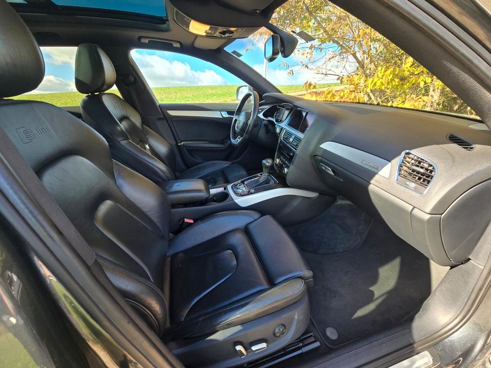 Audi A4 2012 — engine