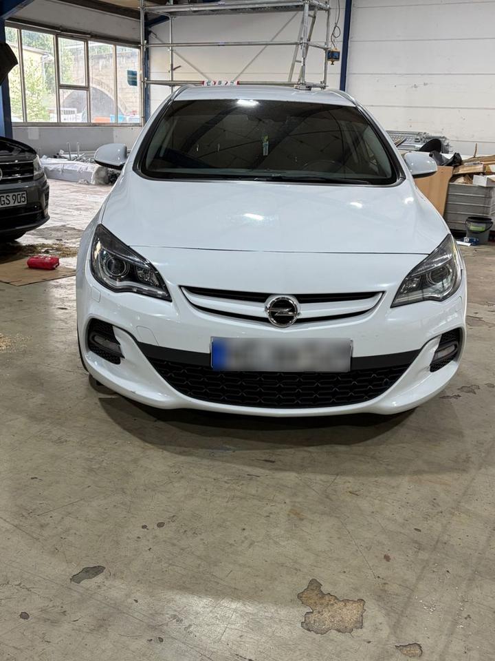 Opel Astra, 2014