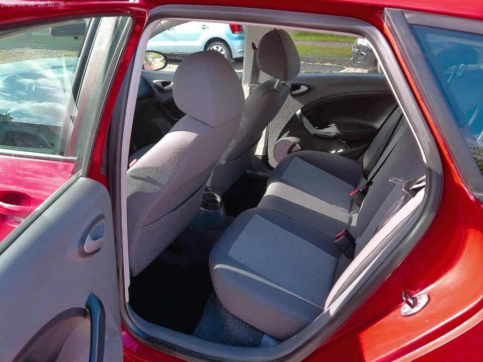 Seat Ibiza 2011 — photo 6