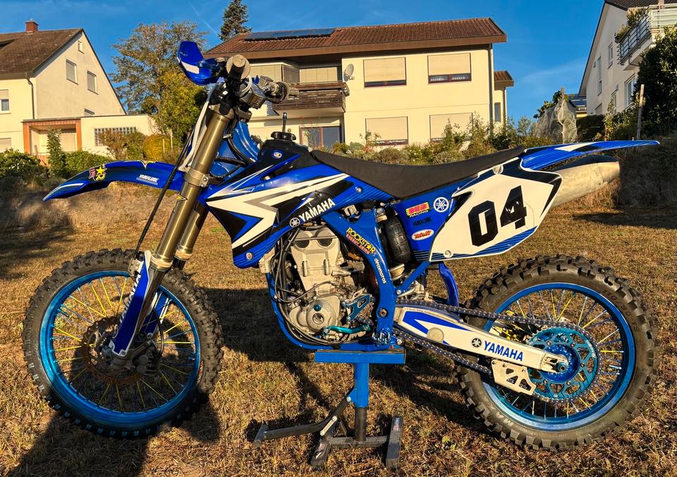 Yamaha Motocross Yamaha yz450f Neue Revision & Services 2006 — rear view