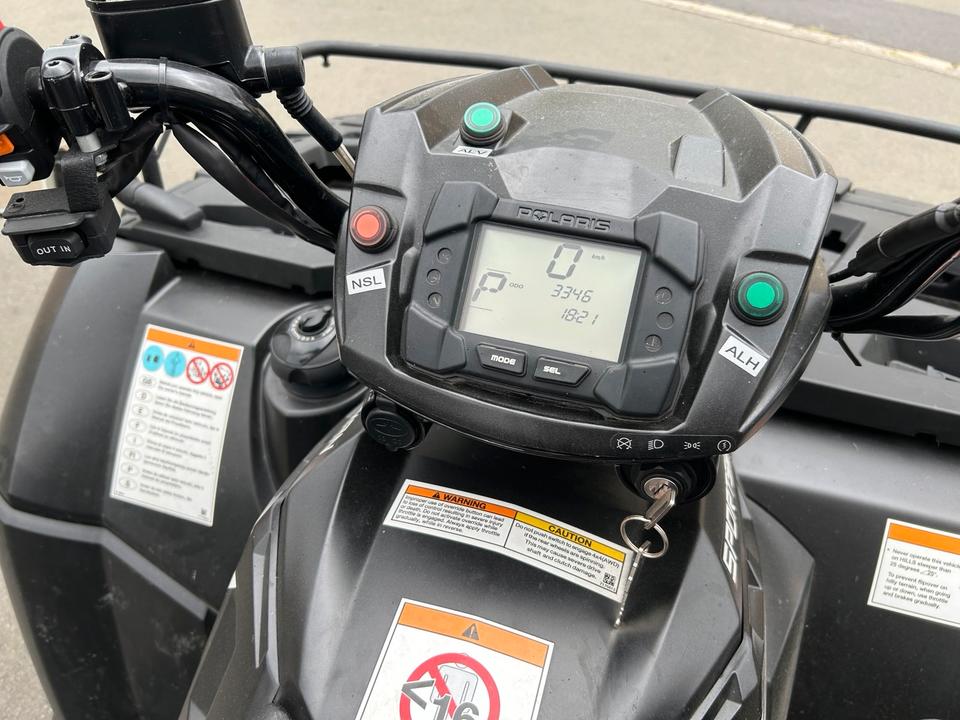 Weitere Motorräder Polaris Sportsman Forest 850 wenig Kilometer 2013 — photo 6