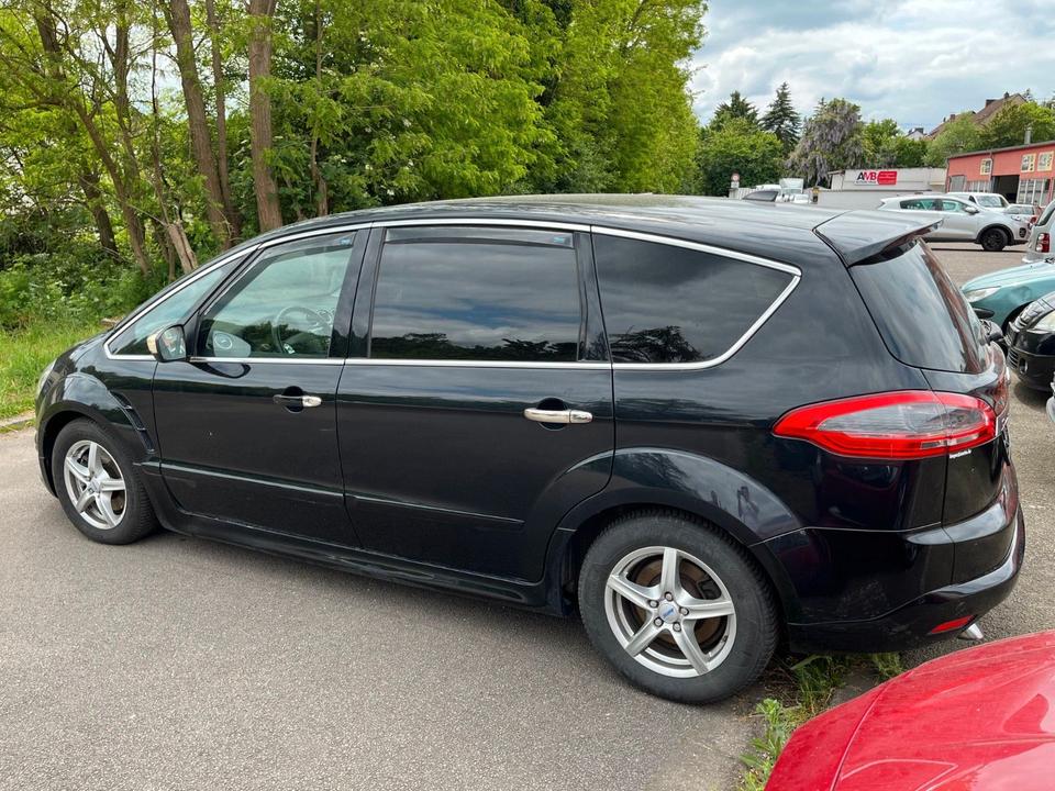 Ford S-Max 2011 — engine