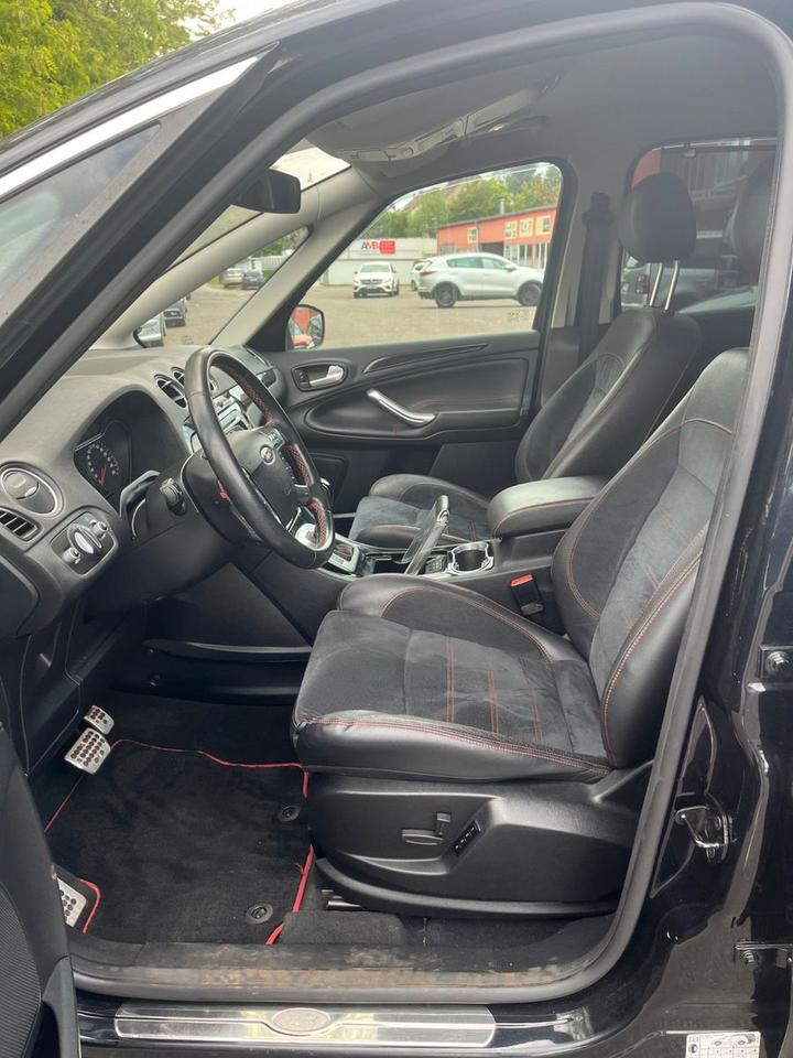 Ford S-Max 2011 — photo 7