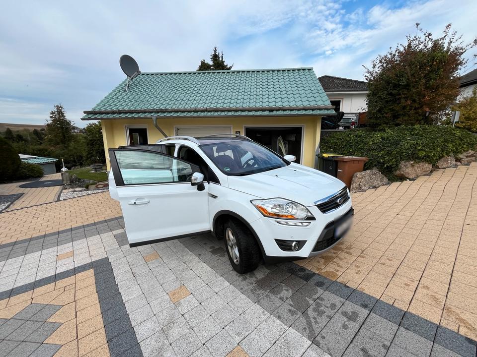 Ford Kuga 2012 — photo 10