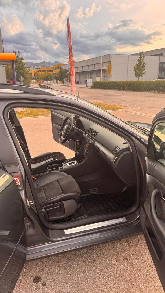 Audi A4 2005 — photo 7