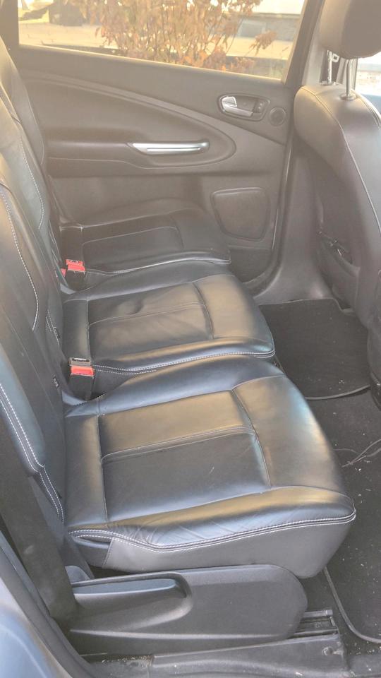 Ford S-Max 2011 — photo 5