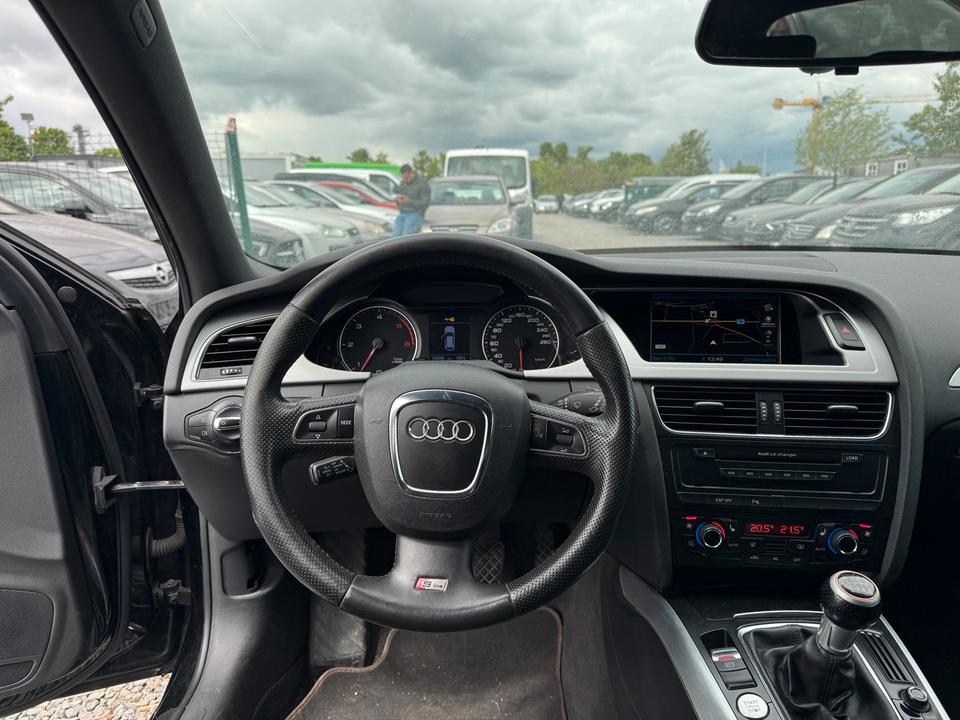 Audi A4 2009 — photo 9