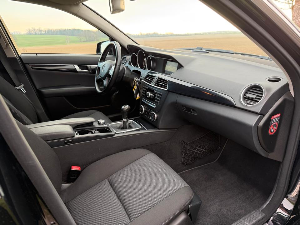 Mercedes Benz C 220 2013 — photo 5